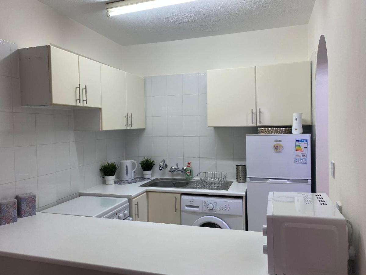 Diamond Apartment With Stunning Sea View Пафос Экстерьер фото